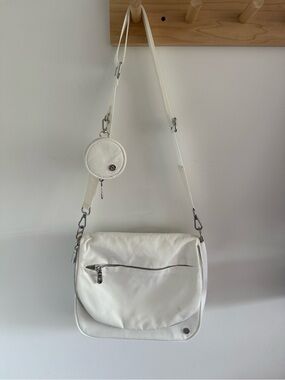 House of Harlow 1960 Revolve White Crossbody Purse